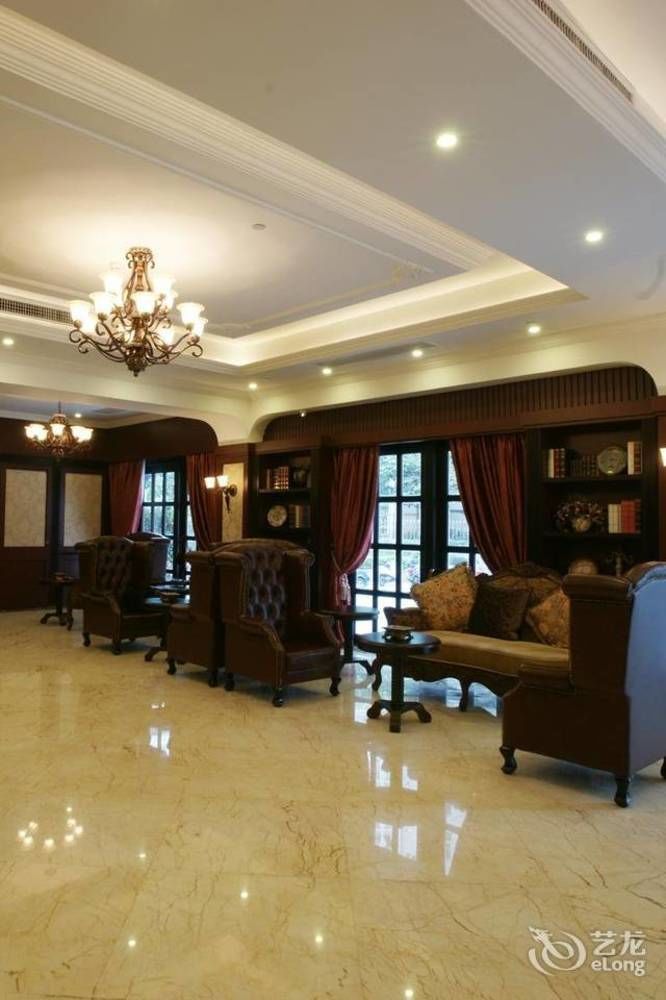 Big Apple Hotel Shantou Exterior photo
